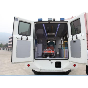 Ambulancia intensiva de catro rodas